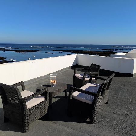 Mirador De Alegranza Apartment Orzola Luaran gambar
